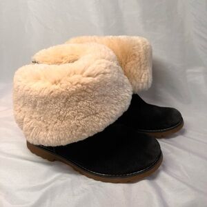UGG Black and Cream Fur-Lined Winter Boots